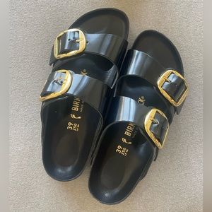 🖤🤍 NEW condition 🤍🖤 Black patent Birkenstocks